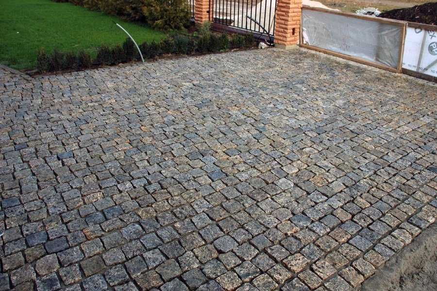 Колотая брусчатка. Гранит