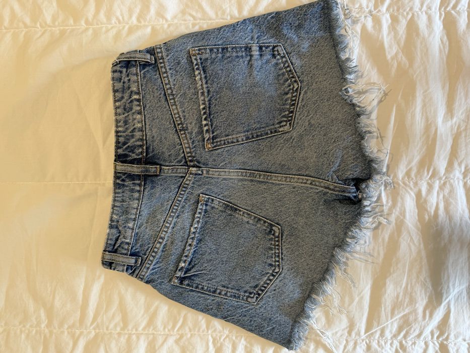 Дамски къси панталони