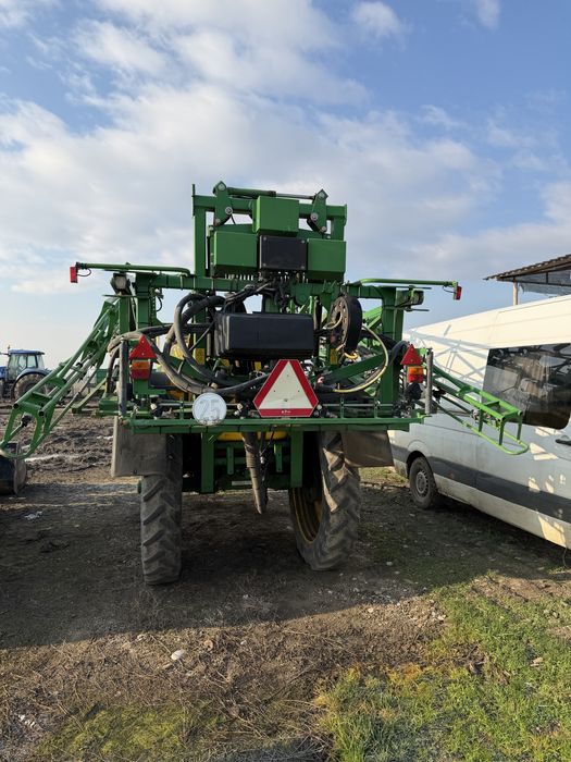 John deere M732i