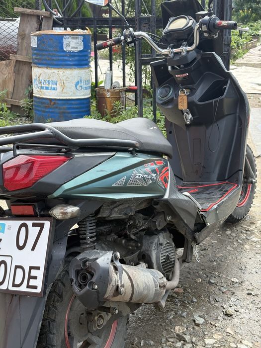 Продам скутер 150сс
