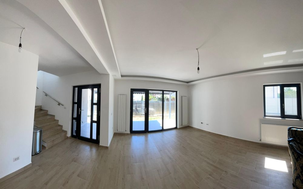 Casa Focsani-35% AvansParter+Etaj4Dormitoare,2Bai,Bucatarie OPEN-SPACE