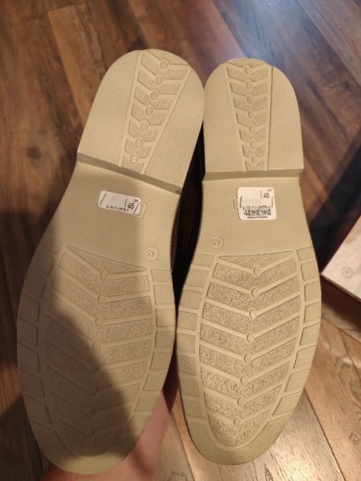 Официални обувки от естествена кожа и нови сандали размер 45