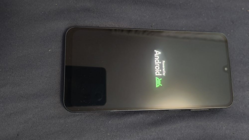 Телефон Самсунг А16 5G