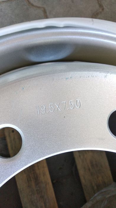 Диски колесные 19.5 Мерседес