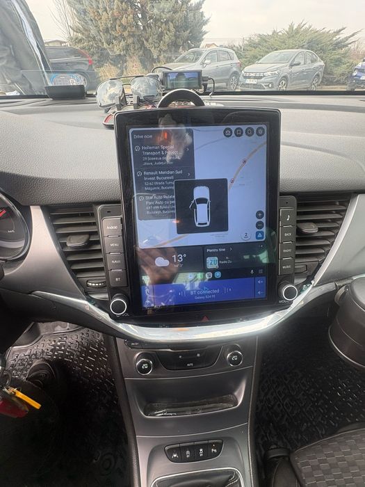 Vând Opel asta k 2017