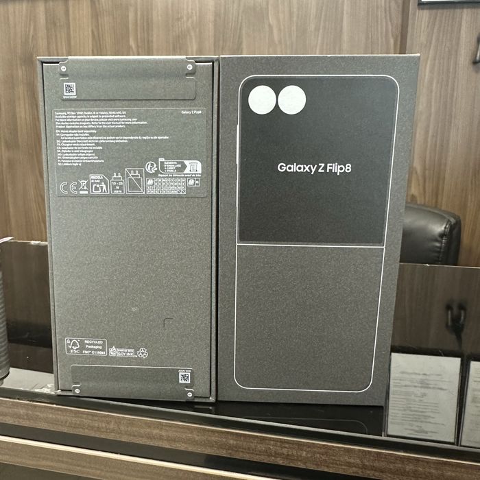 Samsung Galaxy Z Flip 8 F776B 5G Dual Sim 12GB RAM 256GB - Cream, Graphite, Pink Нов! 2г. Гаранция!