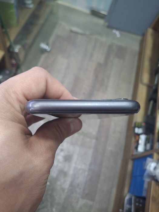 Iphone 11 128/86 yomkost