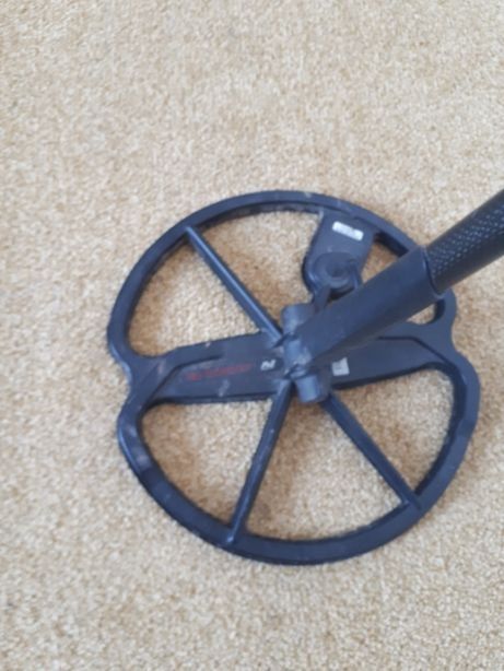 Металлоискатель minelab safari