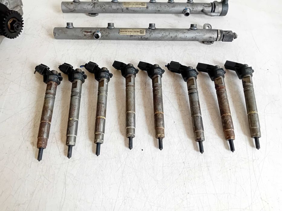 Injectoare Injector Mercedes ML W164 GL420 GL X164 4.2 Cdi Cod A6290700287 An 2006-2013