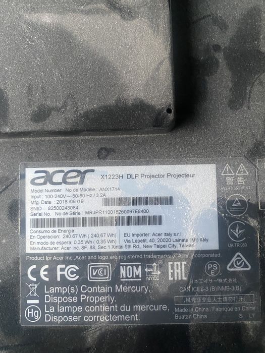 Продам проектор Acer