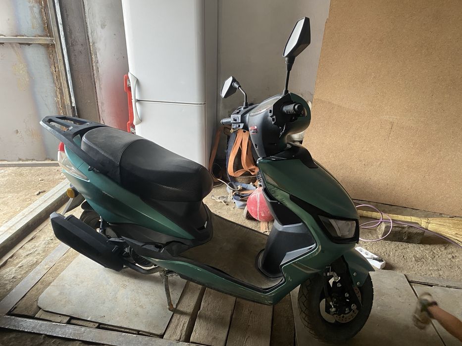 Скутер М8 Мотор Х7