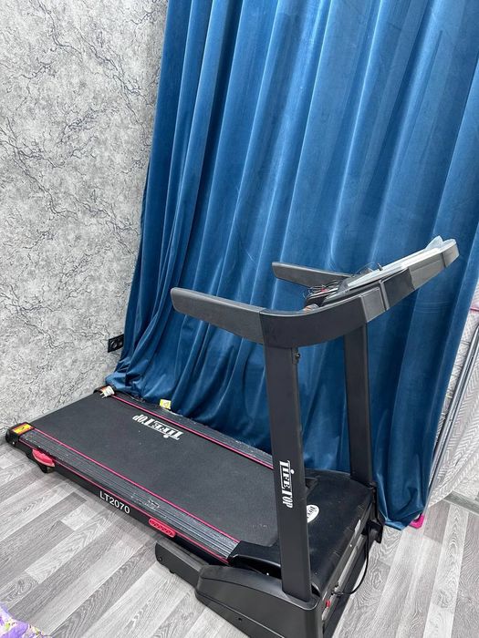 Электрическая беговая дорожка