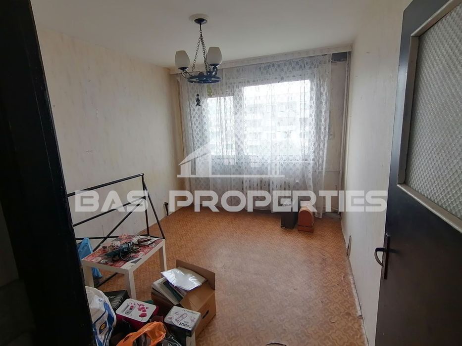Продава се Тристаен апартамент в София, Люлин 9 - 89 кв.м за 2472 €/кв.м - Снимка #3