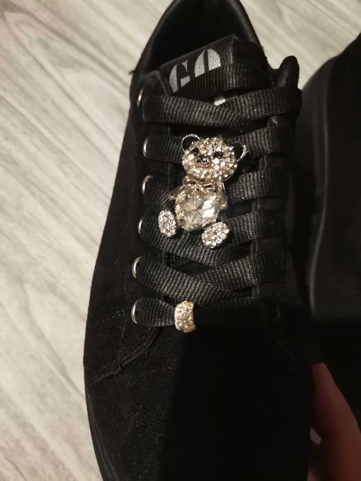 Дамски велурени кецове