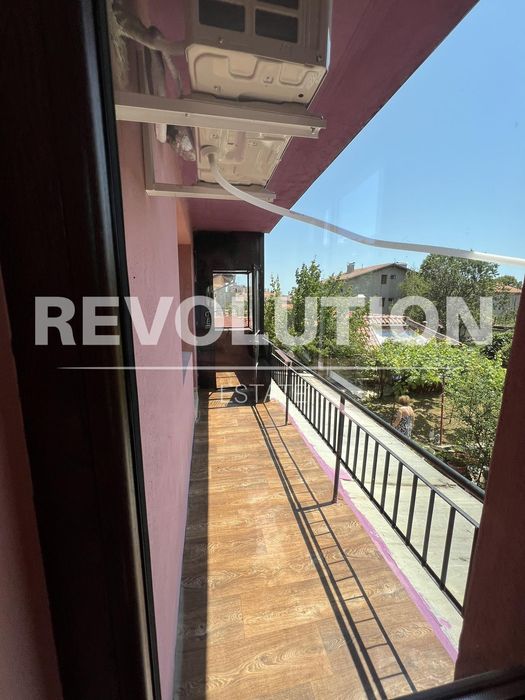 Дава се под наем Етаж от къща в Варна, Виница - 125 кв.м за 450 € - Снимка #8