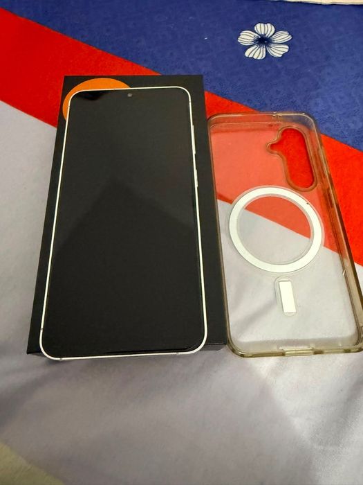 Samsung Galaxy S 24 -2200 lei -ușor negociabil