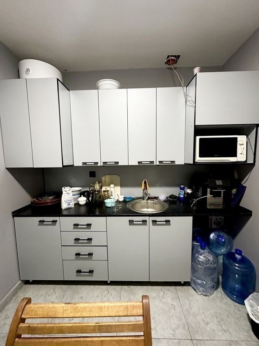 Bodomzor podval ofis arendaga 131 kvadrat
