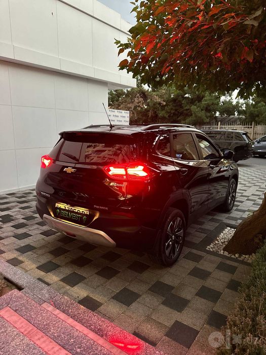 Chevrolet tracker premier plus 2025