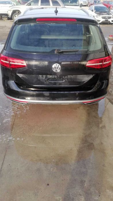 Dezmebrez Passat B8/2.0d/bara/far/oglinda/aripa/capota/usa/motor/geam/