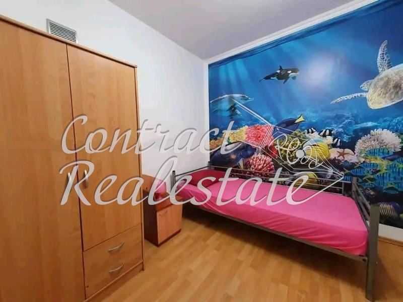 Дава се под наем Тристаен апартамент в Варна, Базар Левски - 75 кв.м за 510 € - Снимка #7