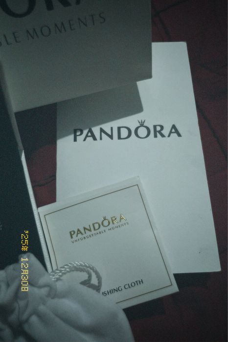 продается серьги пандора