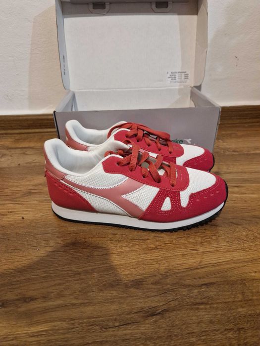 Diadora Маратонки нови