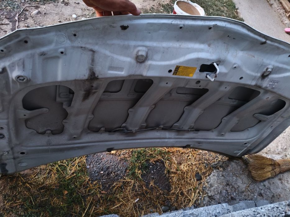 Капот тойота каролла