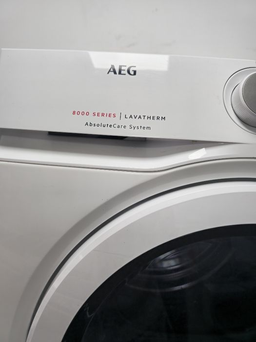 Сушилня с термопомпа AEG серия 8000