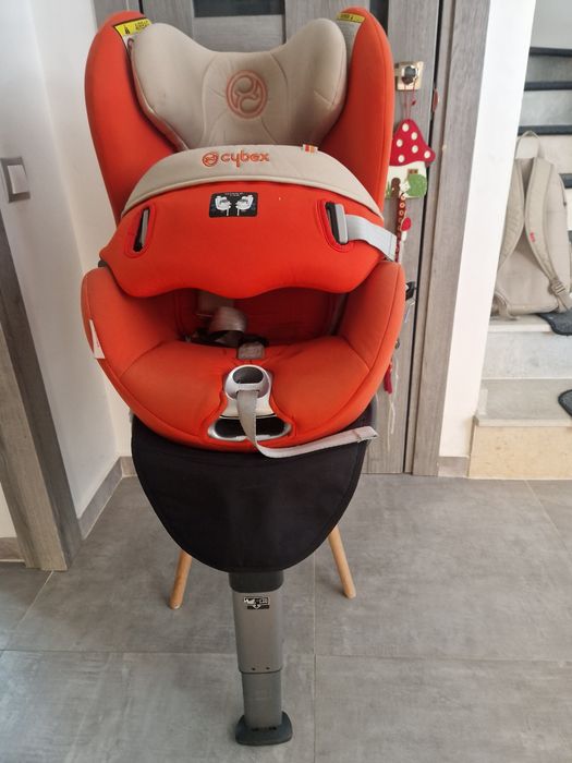 Scaun auto Cybex Sirona cu isofix