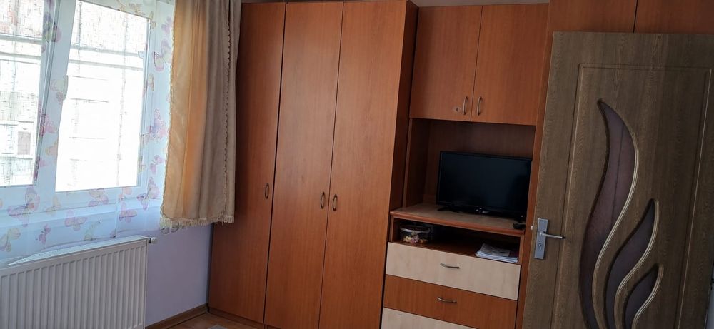 Vând apartament!!
