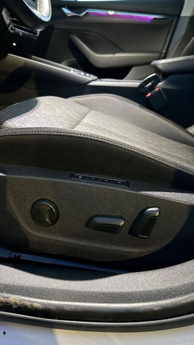 SKODA Octavia 2021 — imagine 5