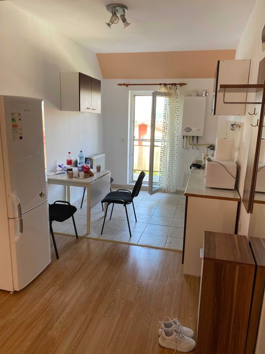 Inchiriez apartament 2 camere 54mp, str. Campului