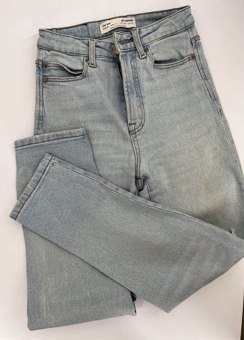 Дънки Bershka/Stradivarius 32/34 размери