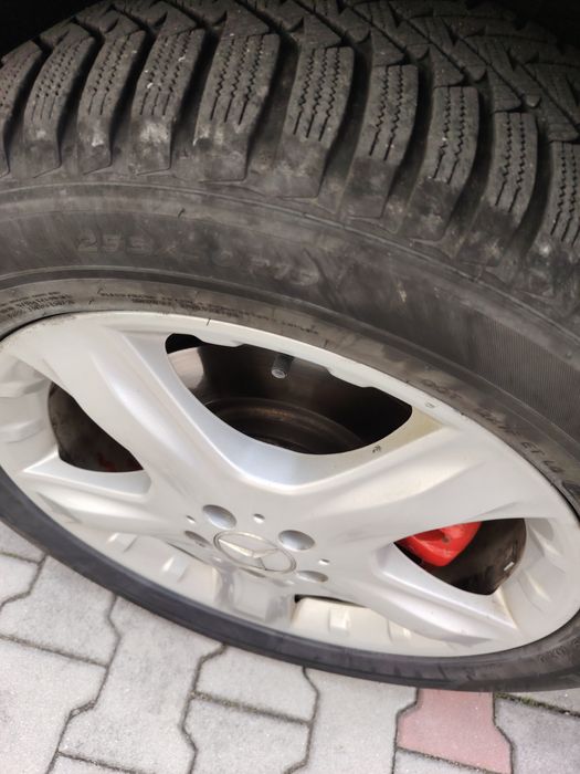 Vind Mercedes Ml  starea perfectă de funcționare