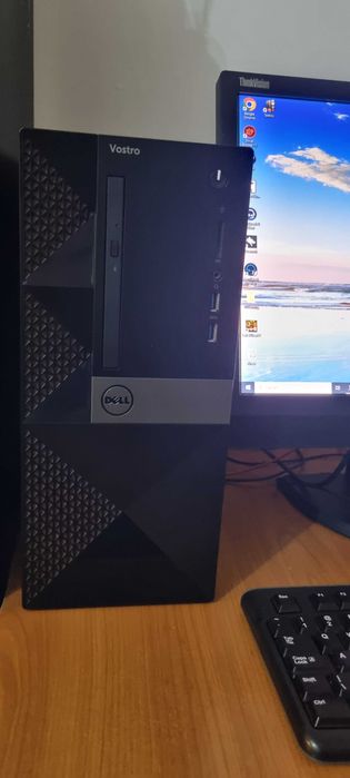 Vand pc cu tot cu monitor