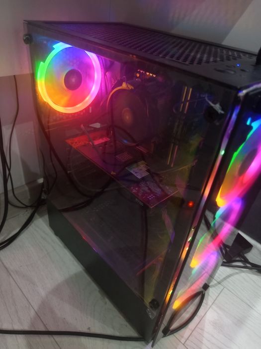 Геймърски компютър