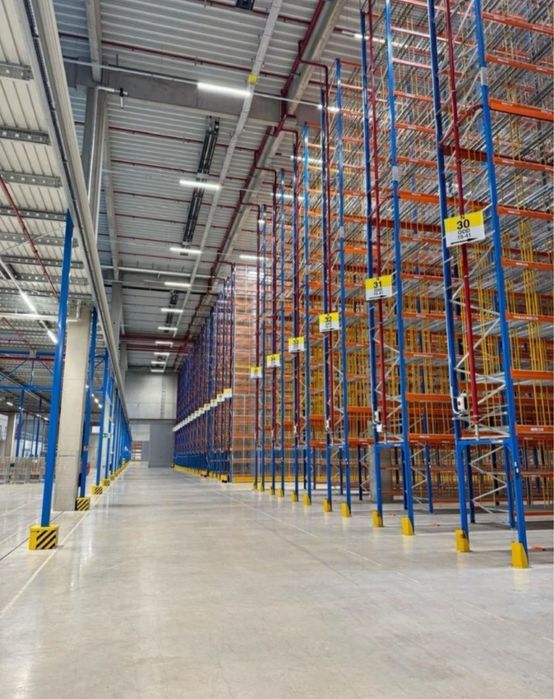 Vând rafturi metalice profesionale reglabile