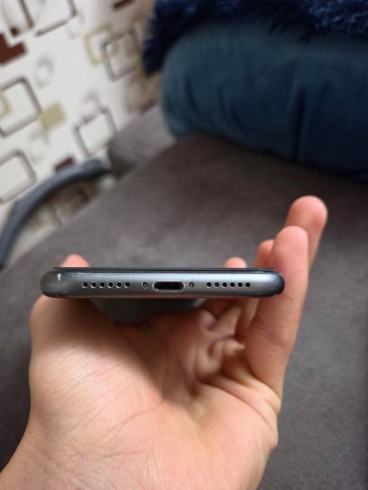 Iphone 11 sotiladi srochna