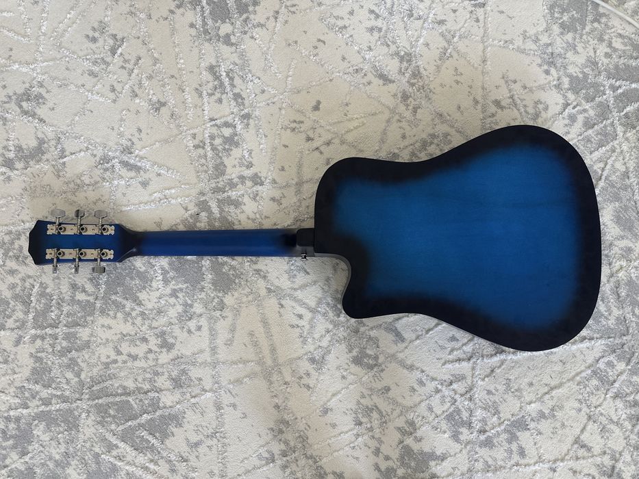 Гитара акустическая