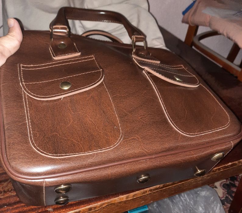 Сумка новая кожаная