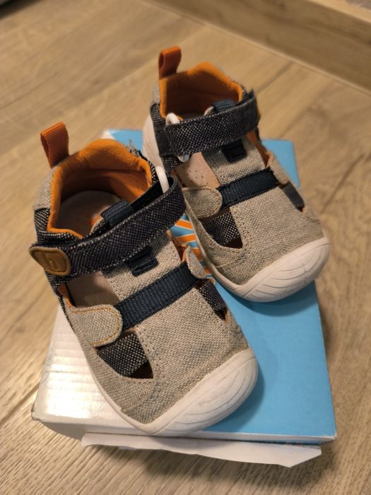 Обувки за момче от 18 номер до 22номер.