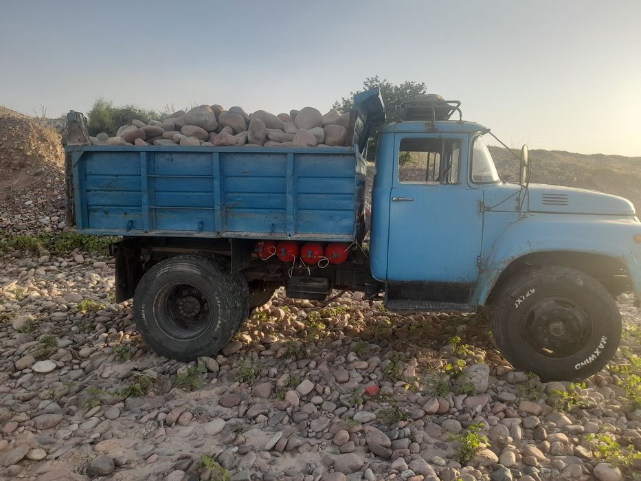 Доставка и вывоз строй мусор