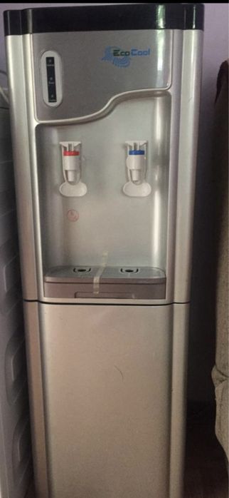 Диспенсер для воды