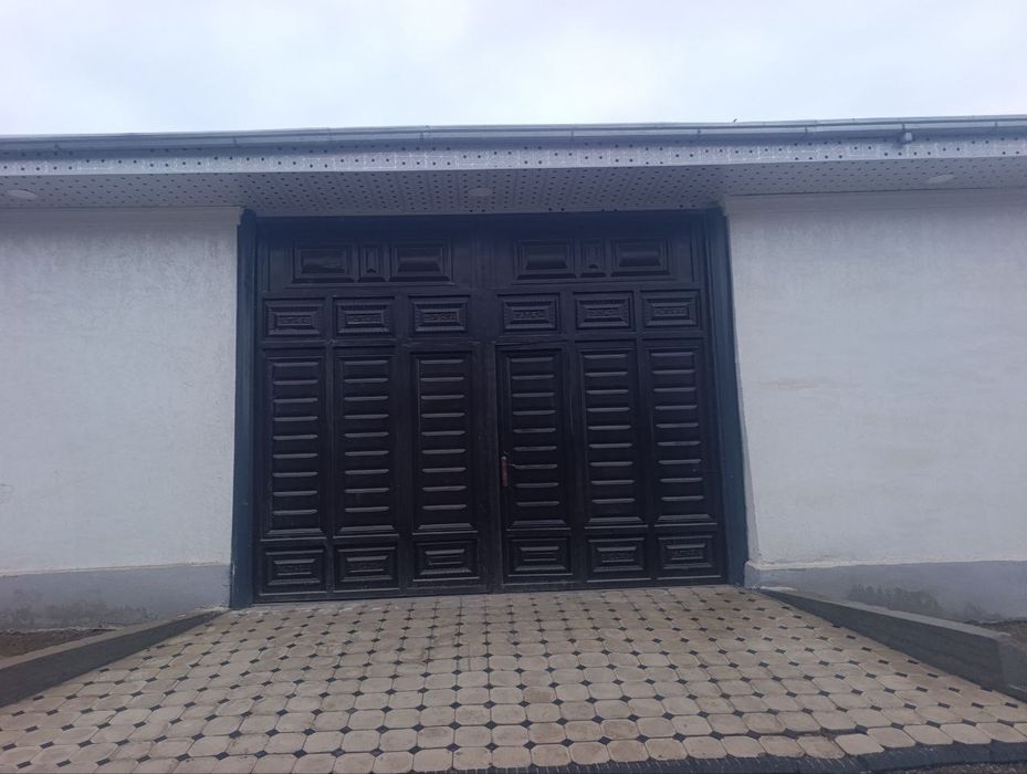 Дом Занги Ота 8 сот 10 комнат