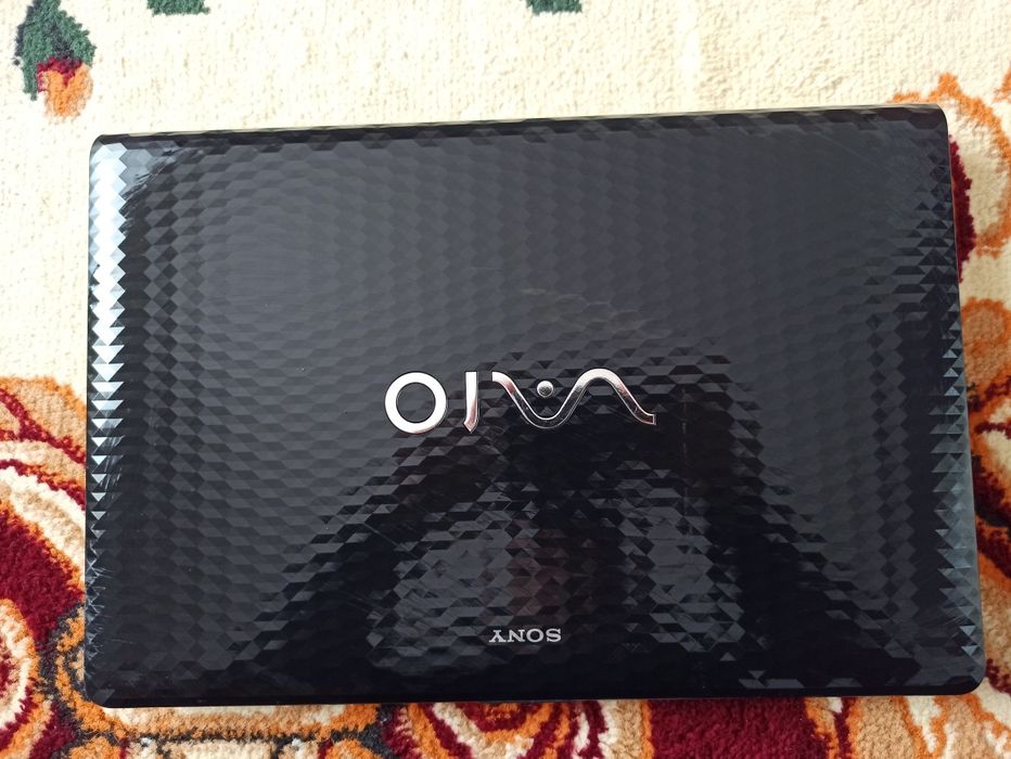 Ноутбук sony valio  в идеальном состоянии