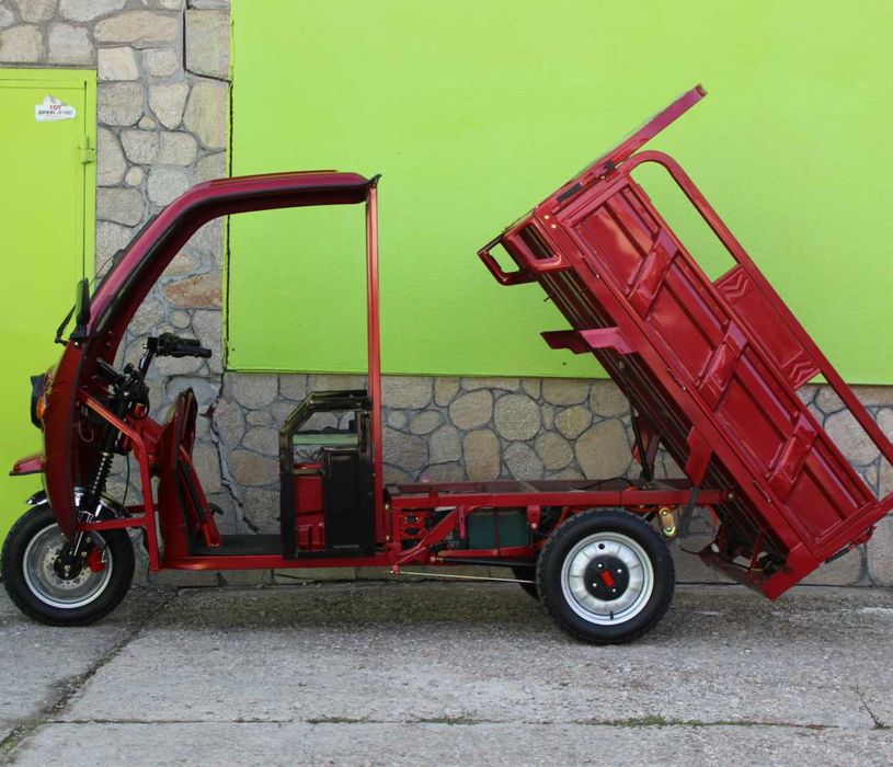 Електрическа Селскостопанска Триколка с Покрив 2000W Maxmotors RED