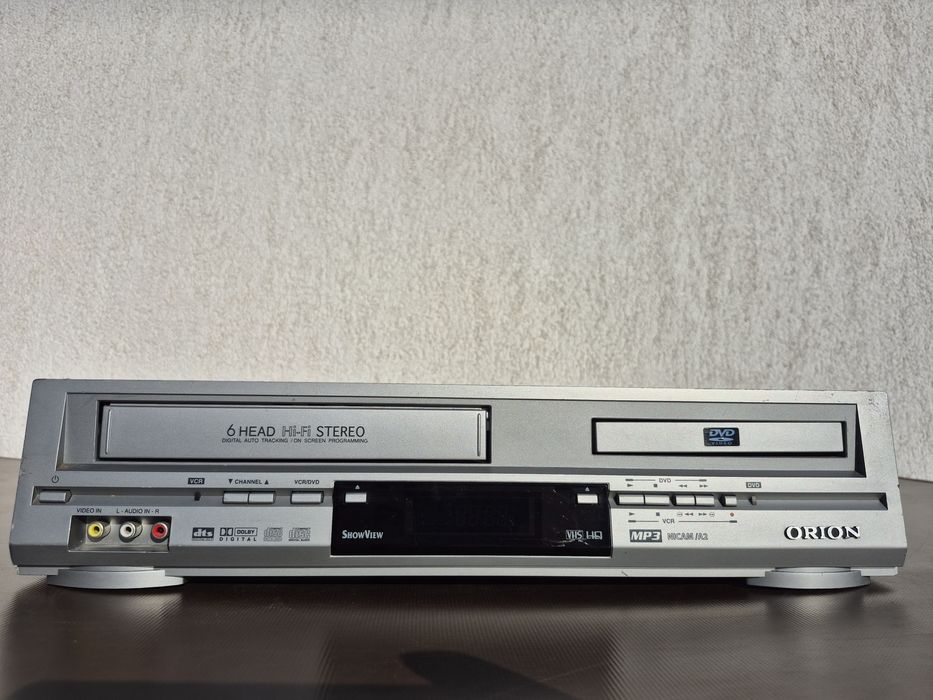 Vand DVD / VCR pleyer video recorder marca Orion model  DVD/VR 2953 SI