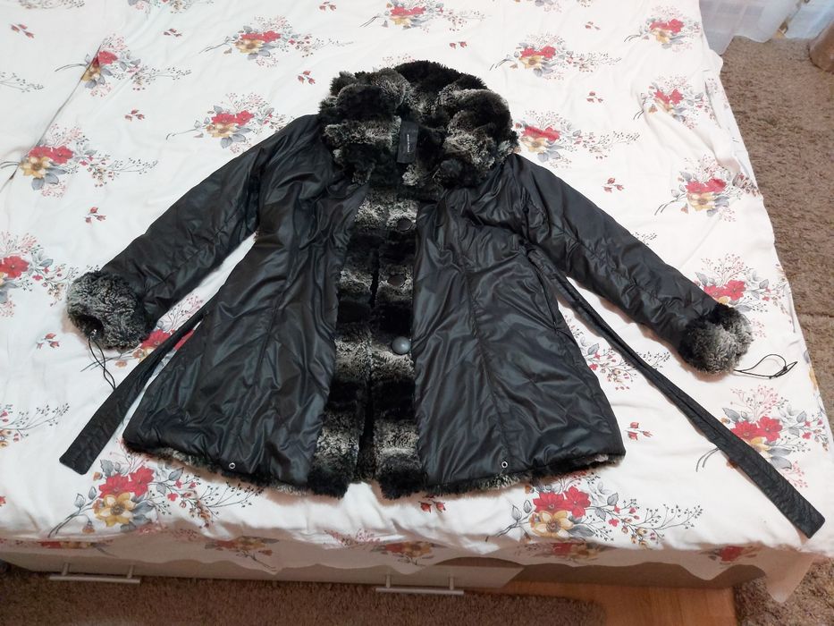 Vând geacă de damă