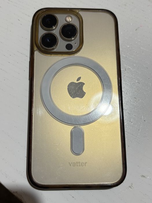 Iphone 13 pro Gold