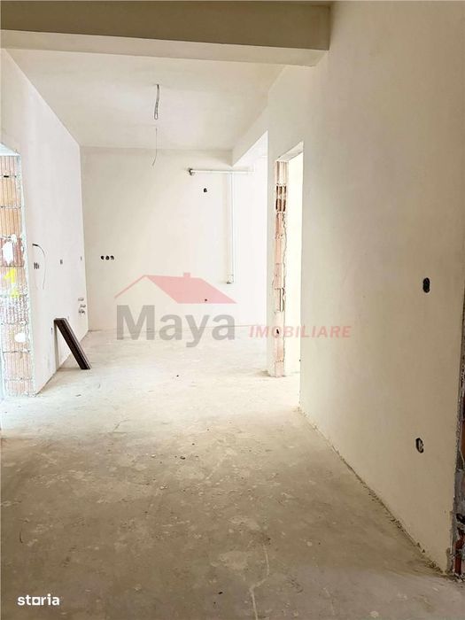 Apartament 2 camere , decomandat, zona de jos